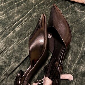 Old Navy Women's Black Pointed-Toe Slingback Flats